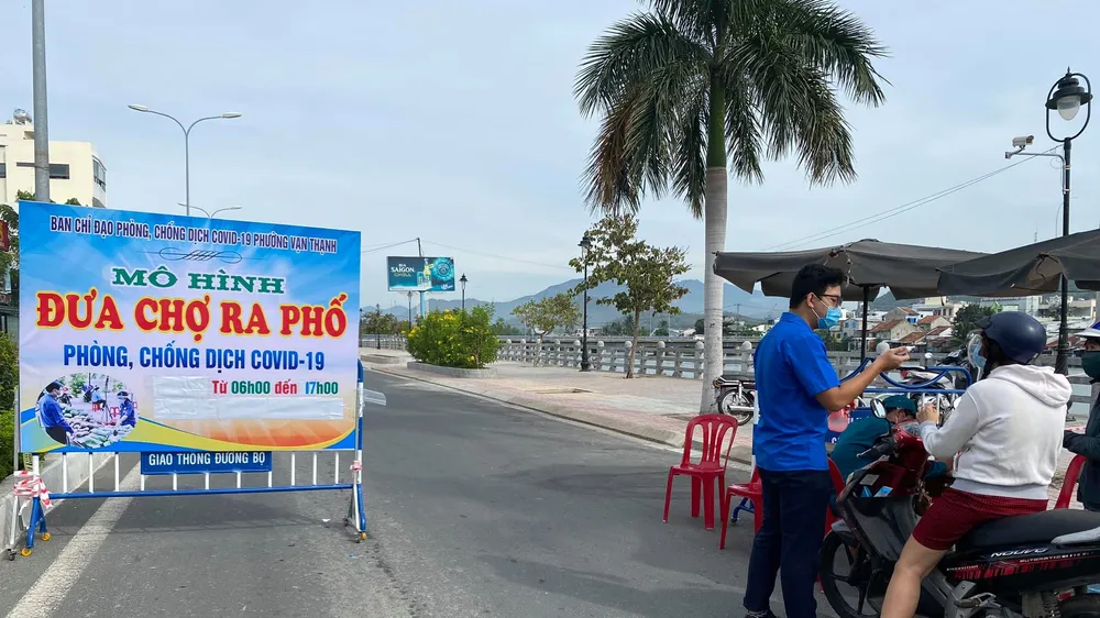 Nha Trang “đưa chợ ra phố” ở tất cả phường, xã