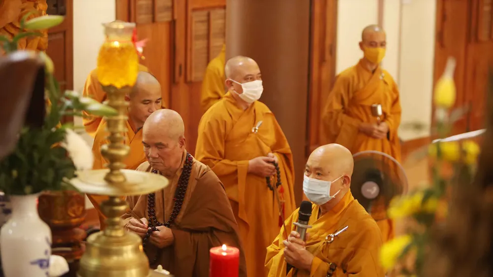 Lễ tưởng niệm, cầu siêu đồng bào tử vong và cán bộ, chiến sĩ hy sinh trong đại dịch Covid-19 tại Khánh Hòa