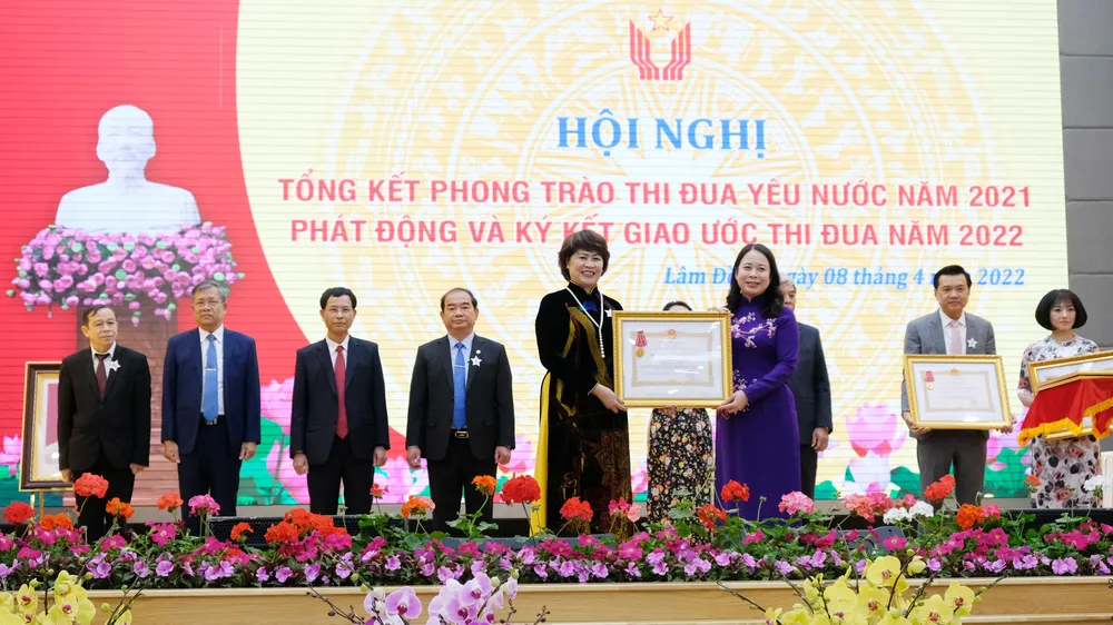 Phó Chủ tịch nước Võ Thị Ánh Xuân dự tổng kết phong trào thi đua yêu nước tại Lâm Đồng