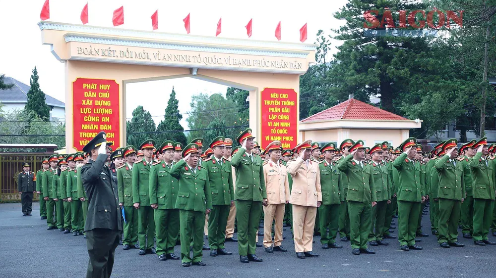 Phát động phong trào thi đua đặc biệt học tập tấm gương 3 cán bộ hy sinh trên đèo Bảo Lộc