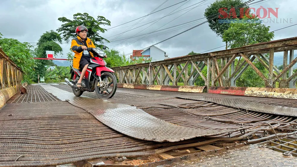 Đề xuất xây mới cầu sắt Đông Thanh 