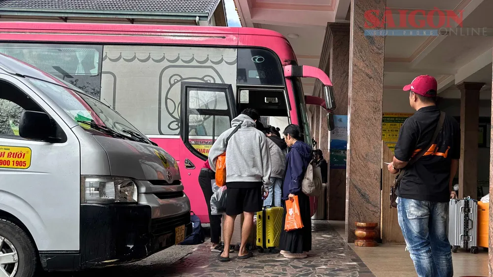 Vận chuyển khách giữa Đà Lạt – TPHCM diễn ra bình thường