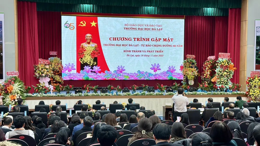 Trường Đại học Đà Lạt gặp mặt 65 năm hình thành và phát triển