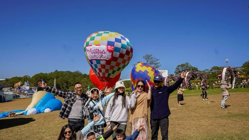 Đà Lạt thu hút du khách đến du xuân