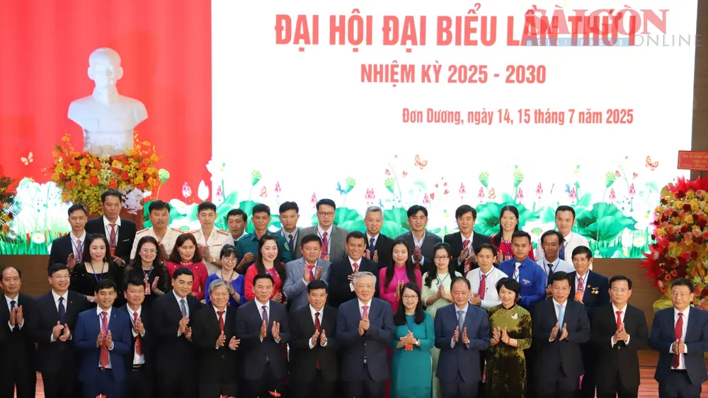 Phó Thủ tướng Thường trực Nguyễn Hòa Bình dự đại hội Đảng bộ xã Đơn Dương - Lâm Đồng