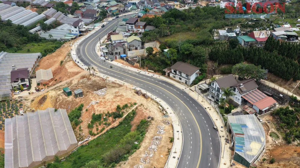 “Dải lụa” xanh trên cung đường vành đai Đà Lạt