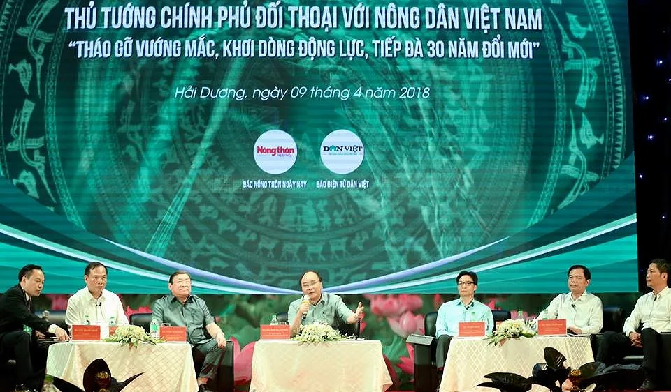 Thủ tướng Nguyễn Xuân Phúc: Trước khi gieo hạt nông dân phải biết tiêu thụ ở đâu