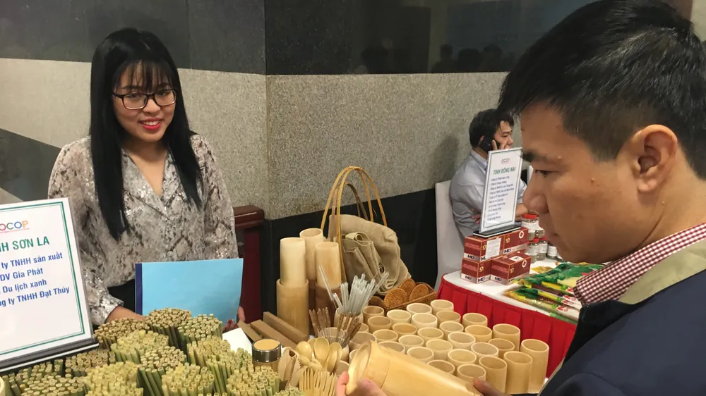 Đưa các đặc sản OCOP lên sân bay, vào siêu thị