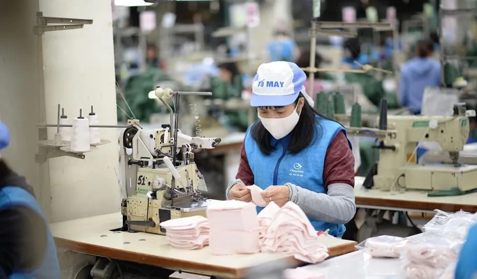 Vinatex huy động thêm hàng loạt “nhà may” lớn để tung ra 5-6 triệu khẩu trang kháng khuẩn