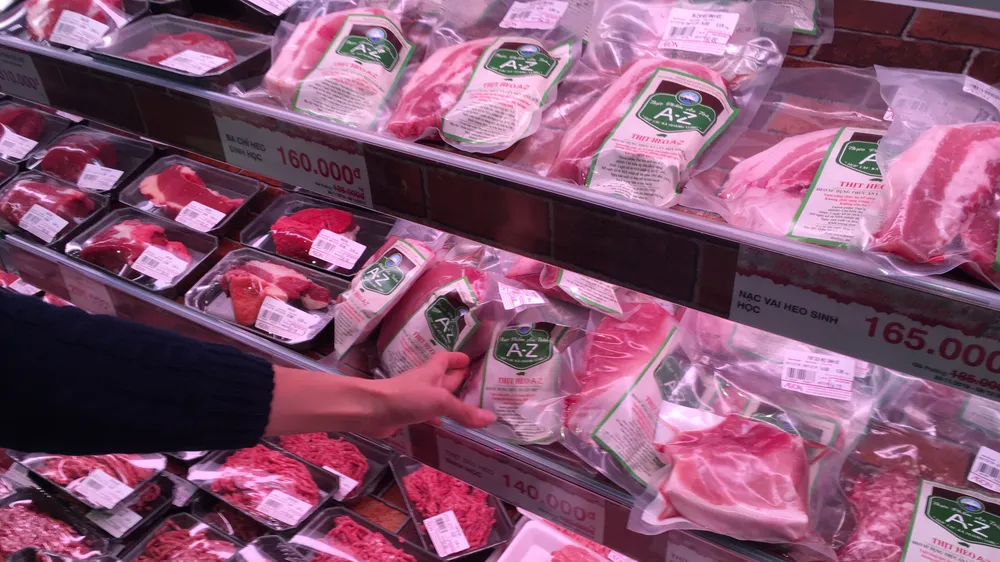 Thịt heo ngoại về cảng Việt Nam chỉ có 60.000 đồng/kg