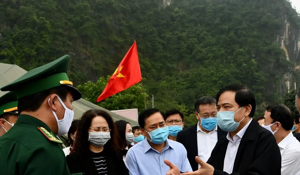 Trung Quốc khôi phục thời gian thông quan như bình thường tại cặp cửa khẩu Pò Chài - Tân Thanh