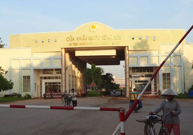 Tháo gỡ khó khăn xuất nhập khẩu tại các cửa khẩu với Campuchia
