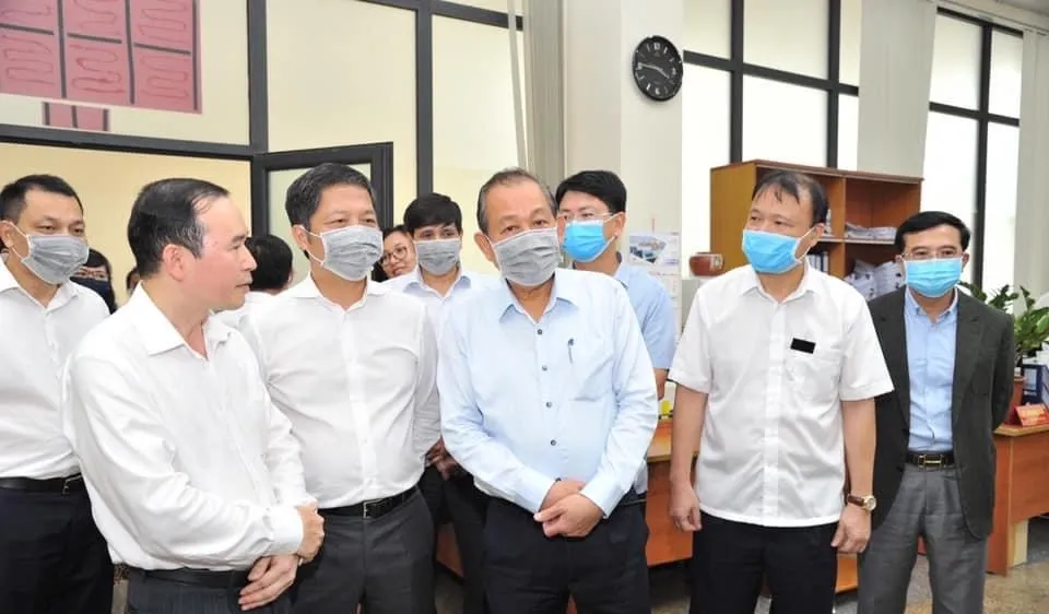 Bộ Công thương đang dẫn đầu về cắt bỏ "giấy phép con"