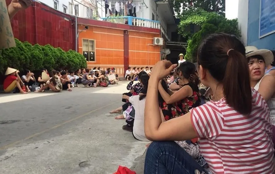  Hơn 56.000 công nhân ở Quảng Nam, Đà Nẵng phải tạm ngưng hoặc mất việc do Covid-19