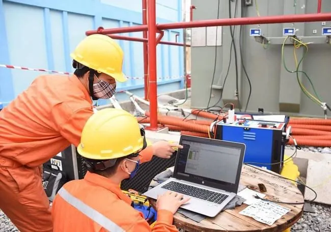 Nhiệt điện sụt giảm vì năng lượng tái tạo tăng vọt 180%