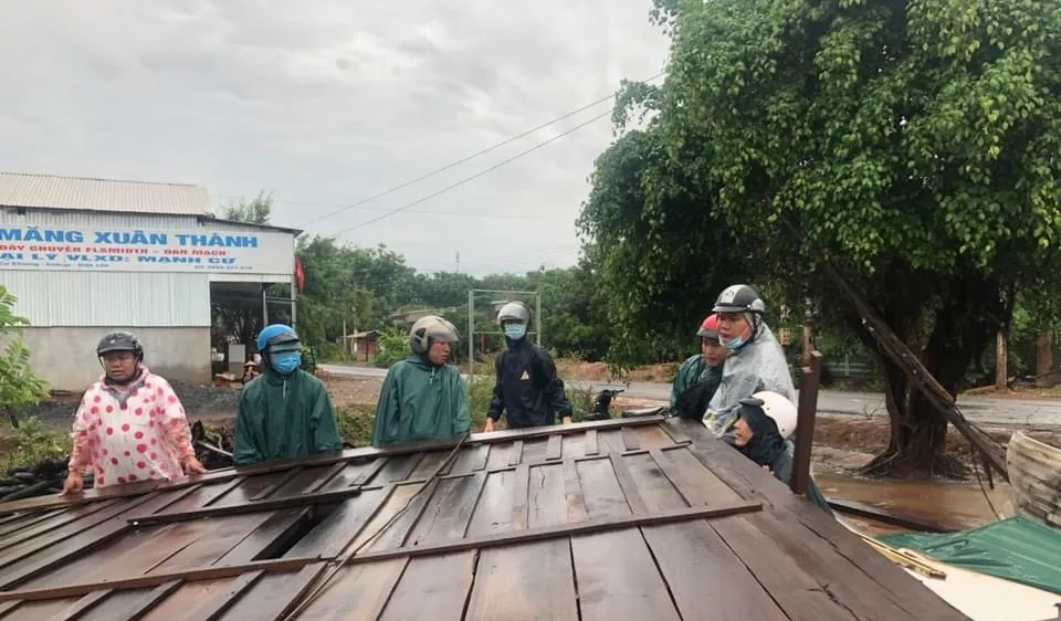 Biển Đông xuất hiện xoáy thuận nhiệt đới