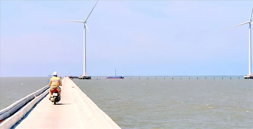 Thêm 3 nhà máy điện gió chuẩn bị hòa lưới điện