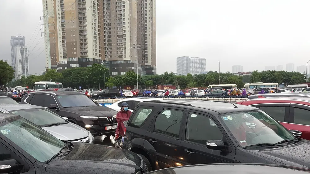 Kiểm tra các doanh nghiệp “ma” nhập siêu xe dạng quà biếu