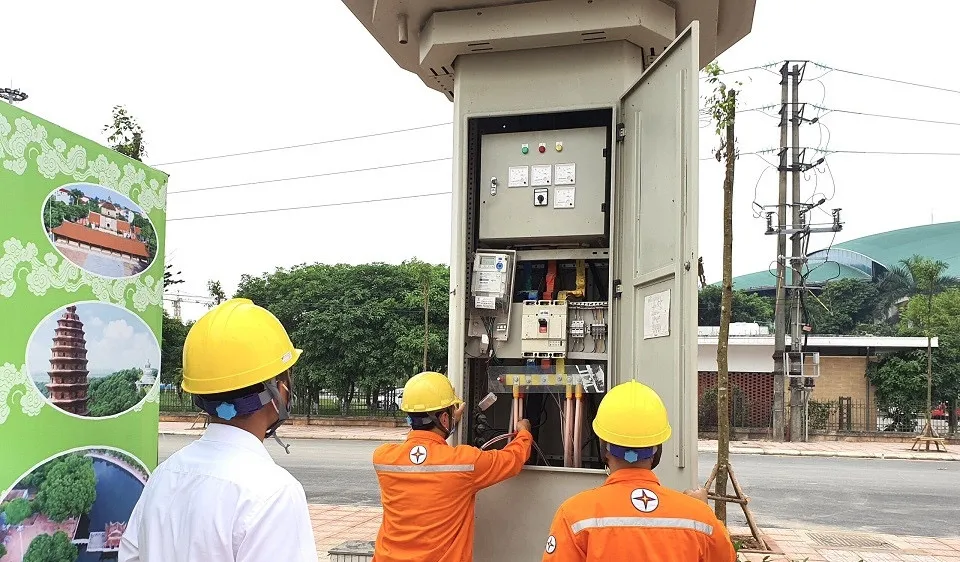 Lượng điện tiêu thụ trong tháng 6 năm nay giảm so với mọi năm