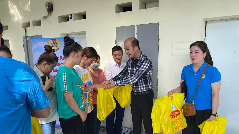 Hơn 1,2 triệu người lao động được xác nhận hỗ trợ tiền thuê nhà trọ