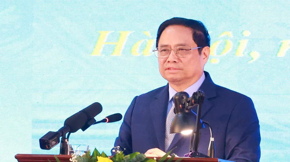 Thủ tướng Phạm Minh Chính: Năm 2023, ưu tiên chỗ ở và tạo việc làm cho người lao động