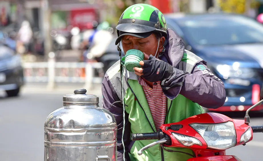 Nắng nóng bao trùm châu Á và khuếch tán tới Việt Nam 