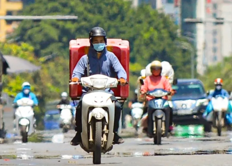Miền Bắc nóng như mùa hè