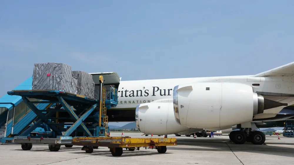 Thêm chuyến hàng cứu trợ quốc tế đến Việt Nam 