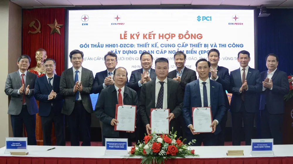 Chiều 12-12, EVN ký hợp đồng xây dựng đường dây nối điện lưới ra Côn Đảo