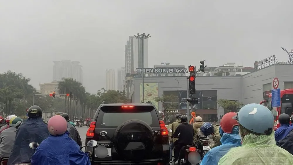 Hà Nội có mưa phùn sau 3 tháng trời hanh khô
