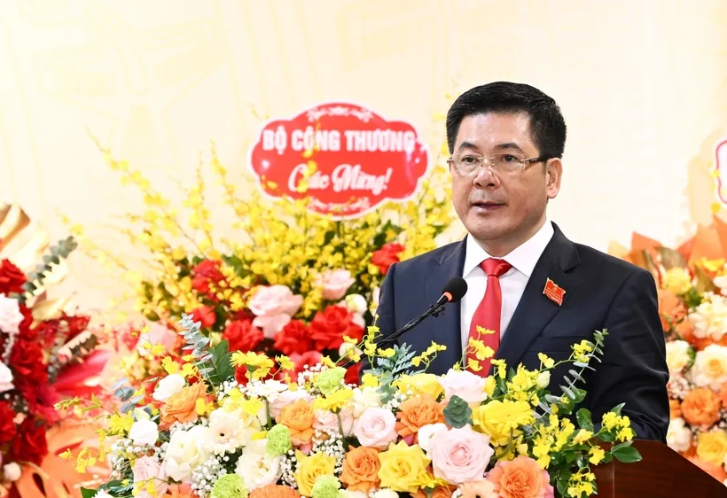Bộ trưởng Nguyễn Hồng Diên được chỉ định làm Bí thư Đảng ủy Bộ Công thương 