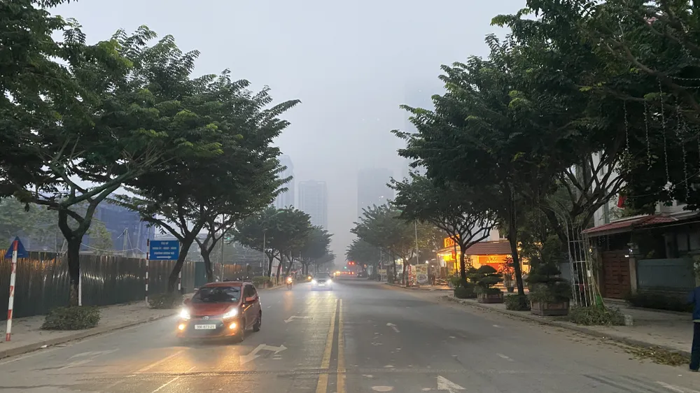 Hà Nội và miền Bắc sương mù dày đặc vào sáng sớm