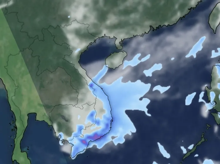 Ứng phó đợt mưa lớn ở Trung Trung bộ