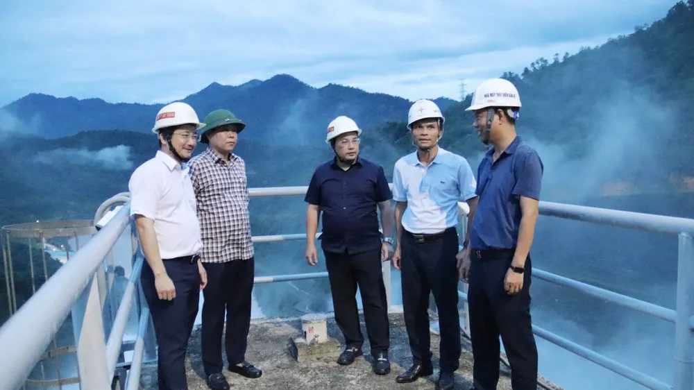 Bảo đảm an toàn hồ thủy điện, hệ thống điện trước đợt mưa lớn
