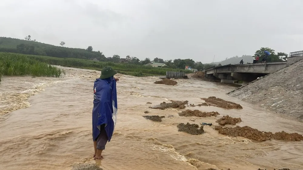Mưa lớn từ Đông Bắc bộ đến Nghệ An, đề phòng sự cố hồ đập và ngập úng