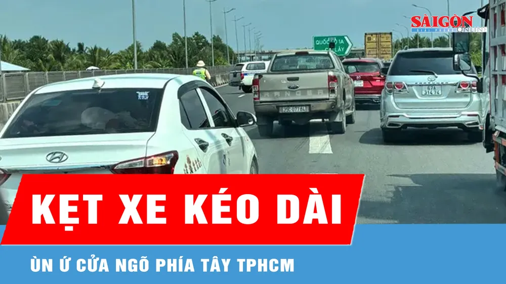 Ùn ứ phương tiện ở cửa ngõ phía Tây TPHCM