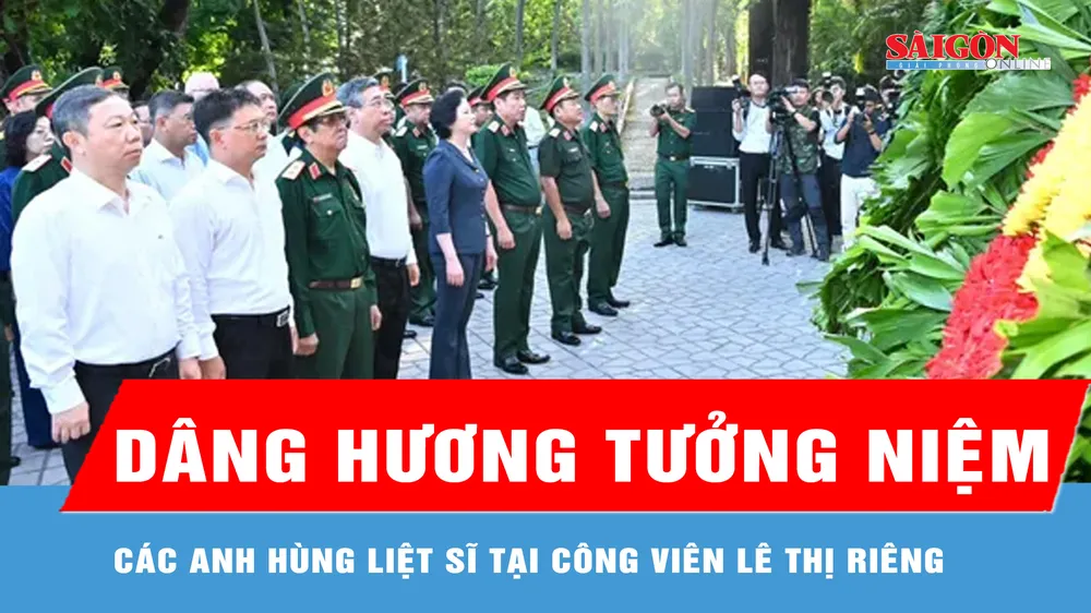 Dâng hương tưởng niệm các Anh hùng liệt sĩ tại Công viên Lê Thị Riêng 