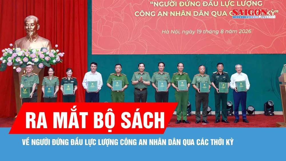 Ra mắt bộ sách về người đứng đầu lực lượng Công an nhân dân qua các thời kỳ