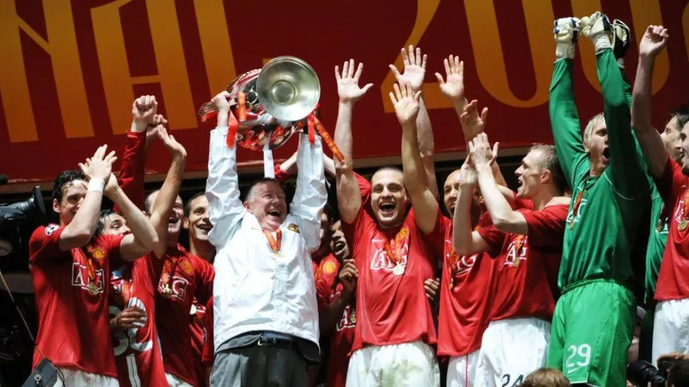 Sir Alex Ferguson đã xây dựng đội bóng Manchester United vĩ đại cuối cùng của mình như thế nào?