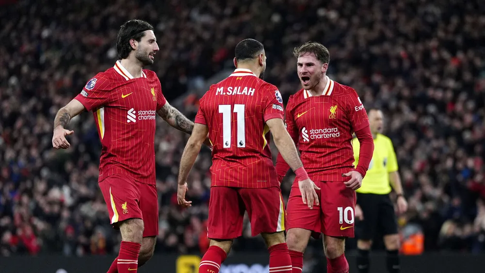 Thái độ và linh hoạt chiến thuật: Công thức vô địch của Slot dành cho Liverpool