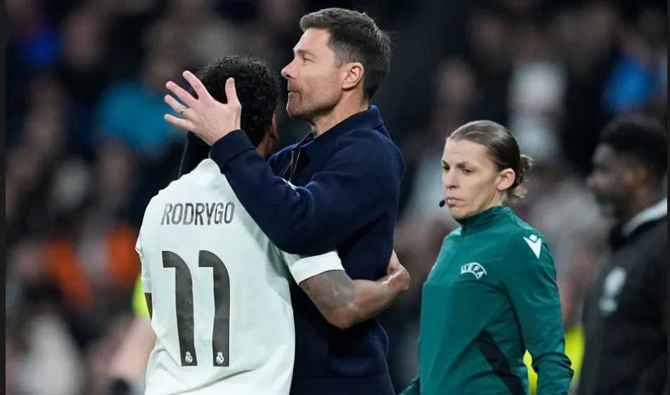 Xabi Alonso – ranh giới mong manh ở Madrid