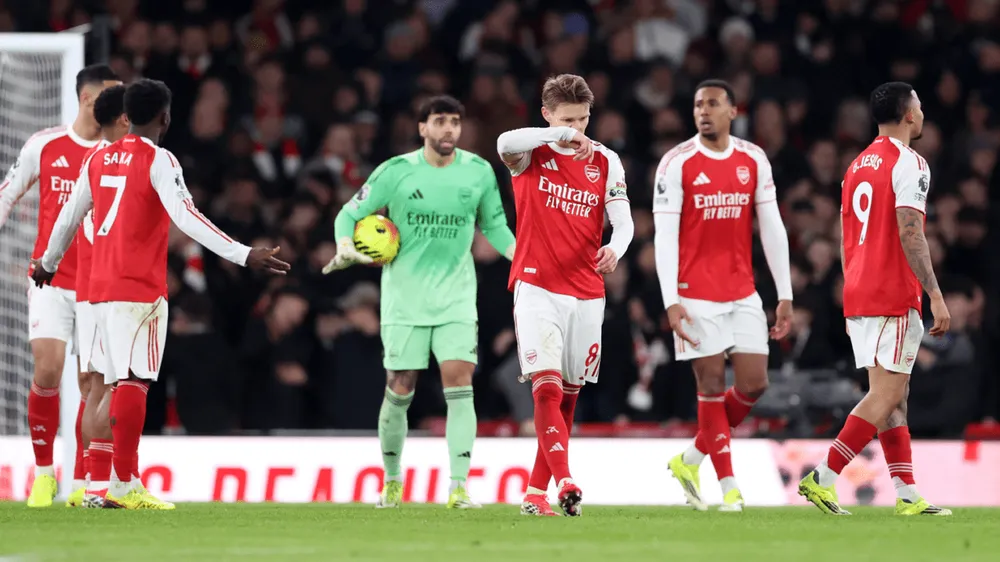 Arsenal chao đảo với những con số nguy hiểm, Arteta tìm cách “hạ nhiệt”