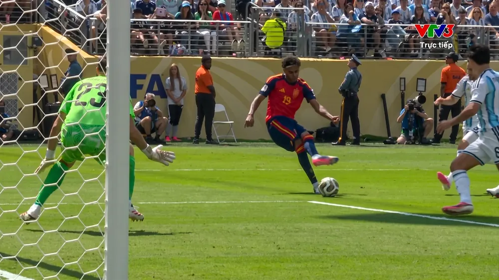 Chung kết, Tây Ban Nha - Argentina 0-0 (Hiệp 1): Thế trận chặt chẽ, Tây Ban Nha dồn ép