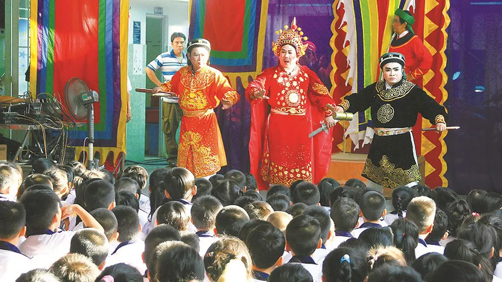 Chương trình sân khấu học đường quảng bá nghệ thuật dân tộc 