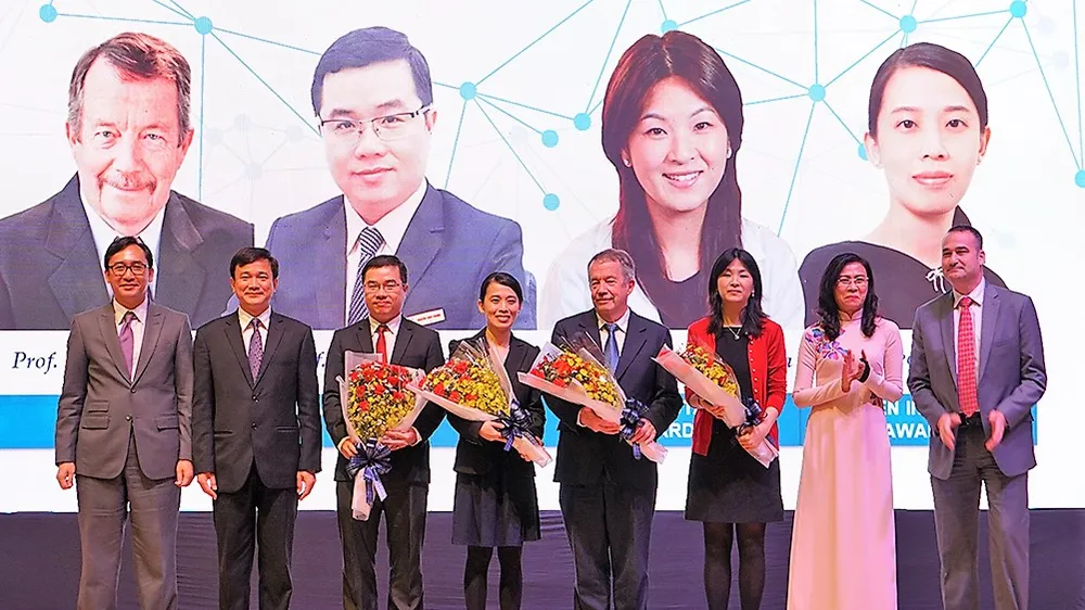 4 nhà khoa học xuất sắc quốc tế nhận giải thưởng TDTU PRIZE