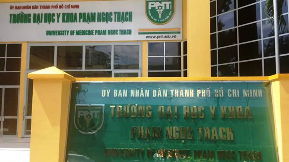 ĐH Y khoa Phạm Ngọc Thạch năm học 2018-2019: 2 mức học phí riêng dựa trên hộ khẩu