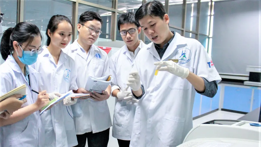 Trường ĐH Tôn Đức Thắng cần tập trung vào những chương trình khoa học lớn