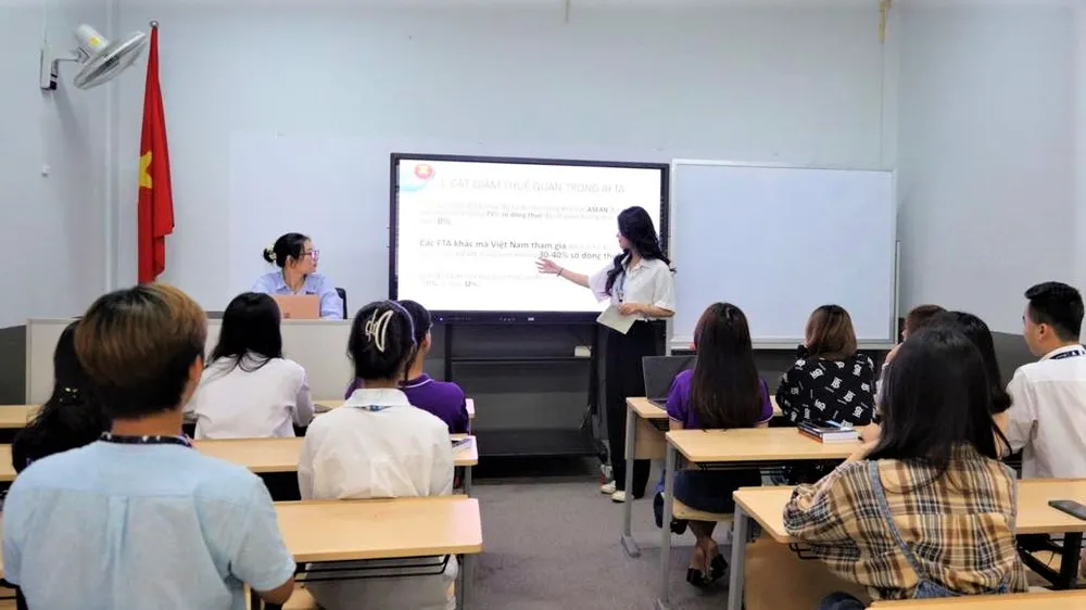 Trường ĐH Luật TPHCM học phí cao nhất 165 triệu đồng/năm