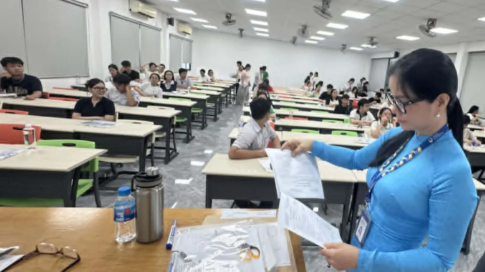 Thí sinh dự thi kỳ thi ẢNH BÀI- Đánh giá năng lực đợt 2 năm 2026 tại điểm thi Trường ĐH Công nghiêp TPHCM