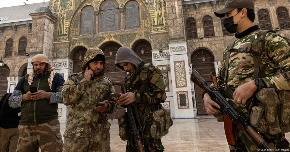 Nhóm vũ trang HTS. Ảnh: UGUR YILDIRIM/DIA IMAGES/ABACA 